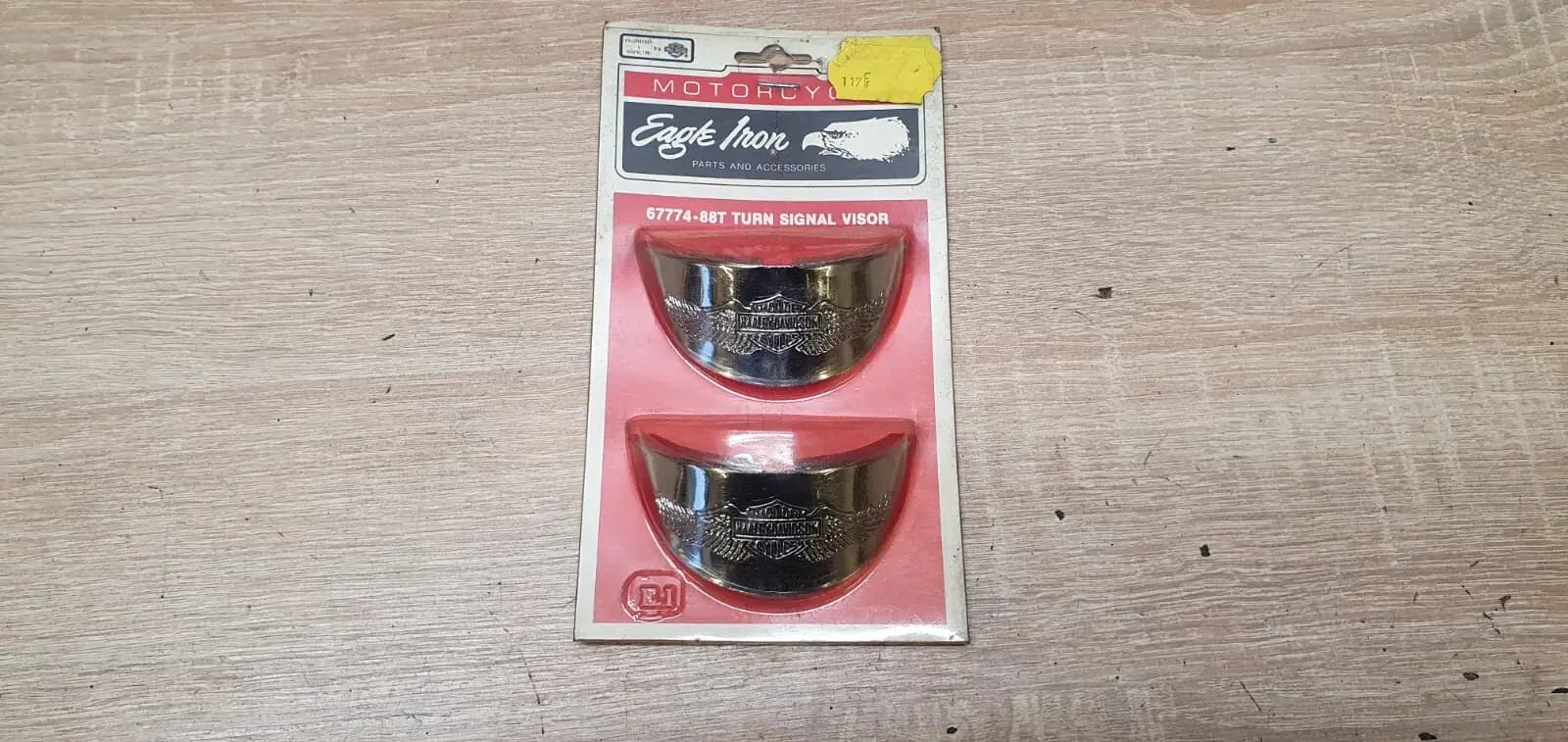 HARLEY-DAVIDSON TOURING 1993-2013 TURN SIGNAL / INDICATOR PAIR EAGLE WING VISORS
