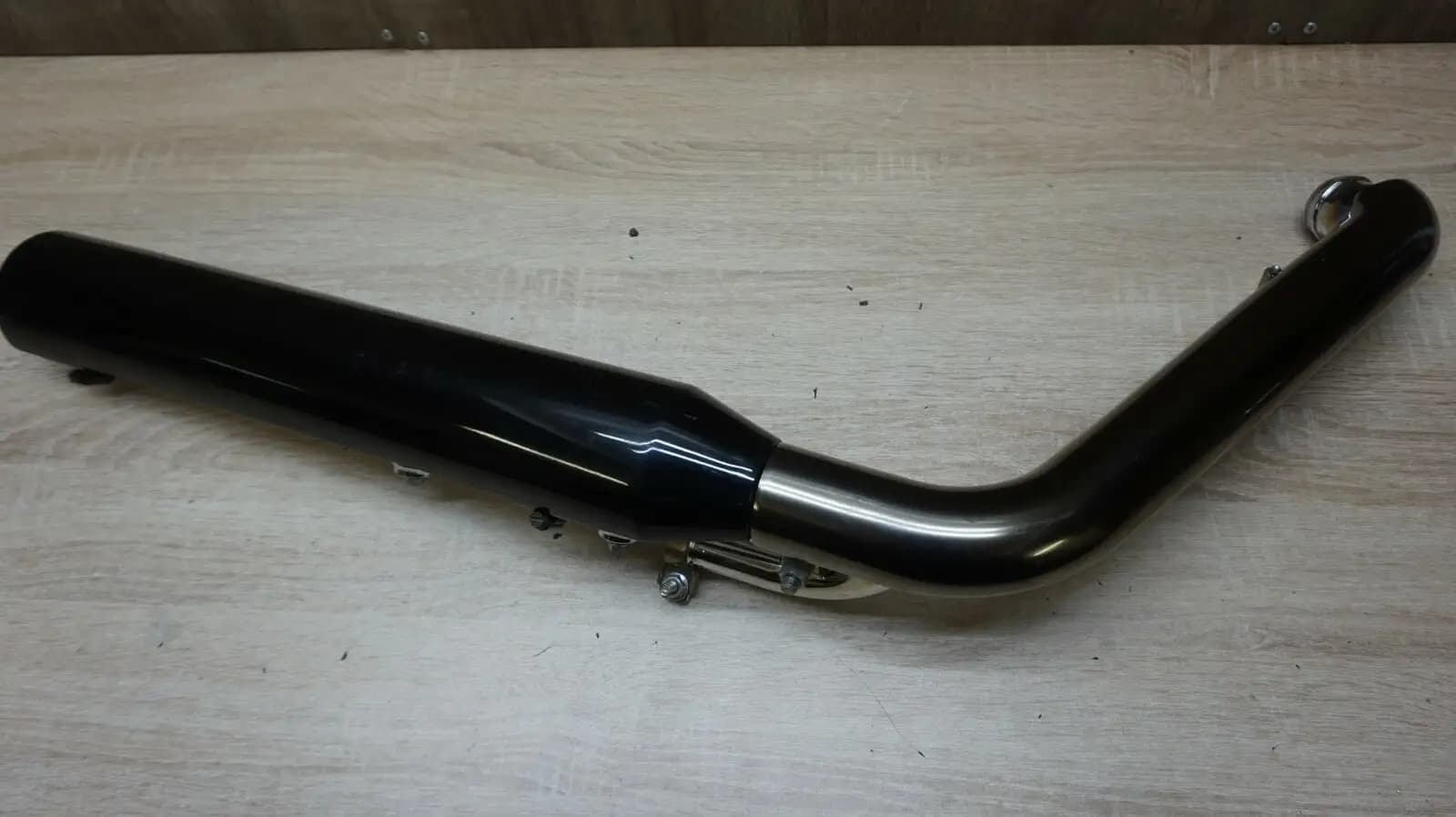 Harley-Davidson Softail Exhaust Muffler Silencer End Box 64900405