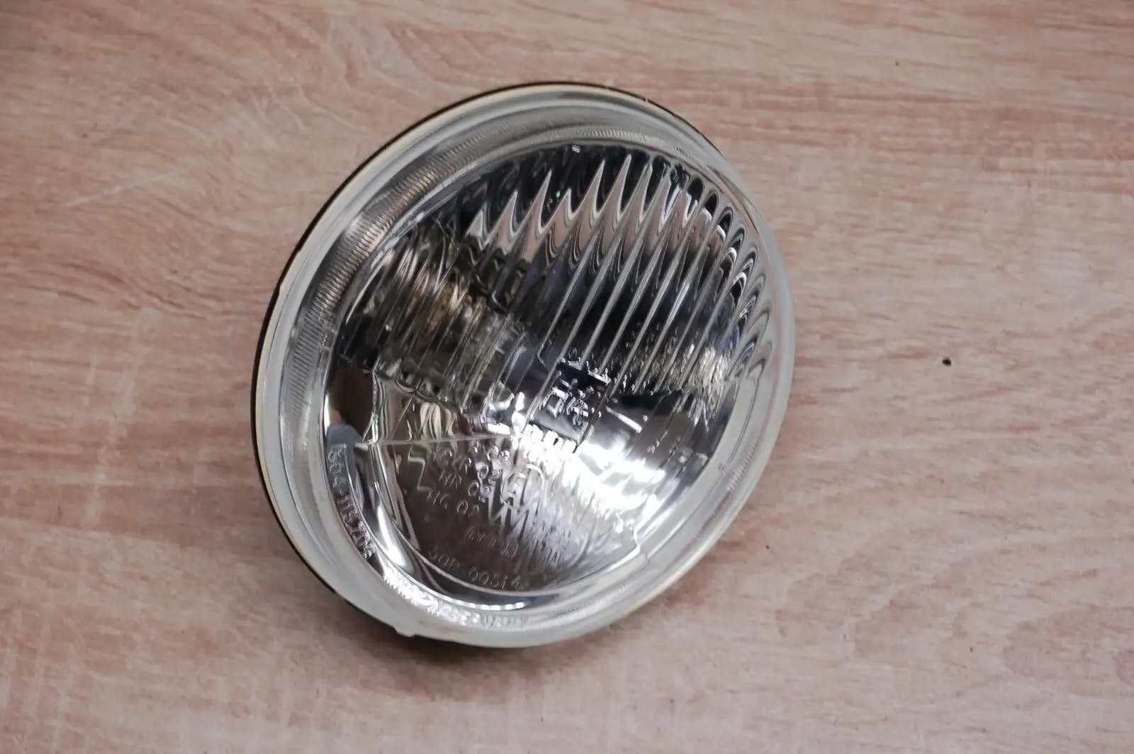 Harley Davidson Headlamp Hella 1A3 002 850-16