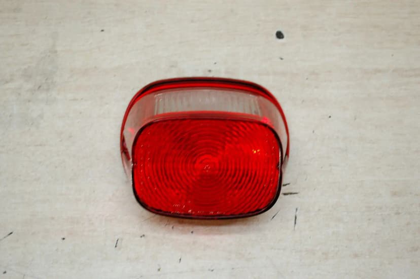 Harley Davidson Dyna Wide Glide Rear Tail Light 6837003